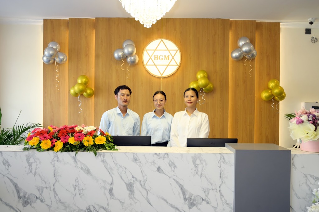 Reception and Front Desk